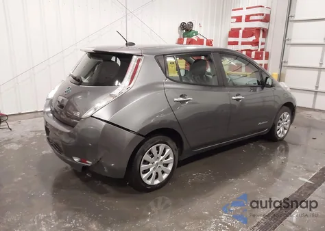 2015 Nissan Leaf S z USA, uszkodzony, nr VIN 1N4AZ0CP6FC311626